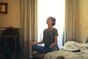 Méditation, respiration profonde, stress, santé, bien être, belle peau, acné, vivandglow